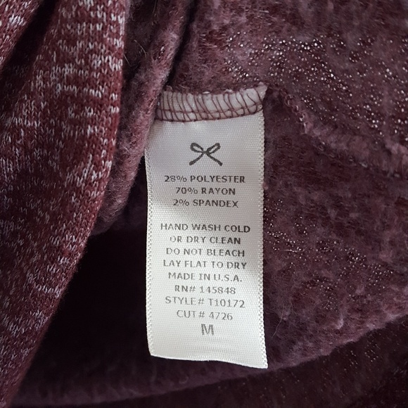 Everly Maroon Turtleneck Sweater M - Picture 4 of 4